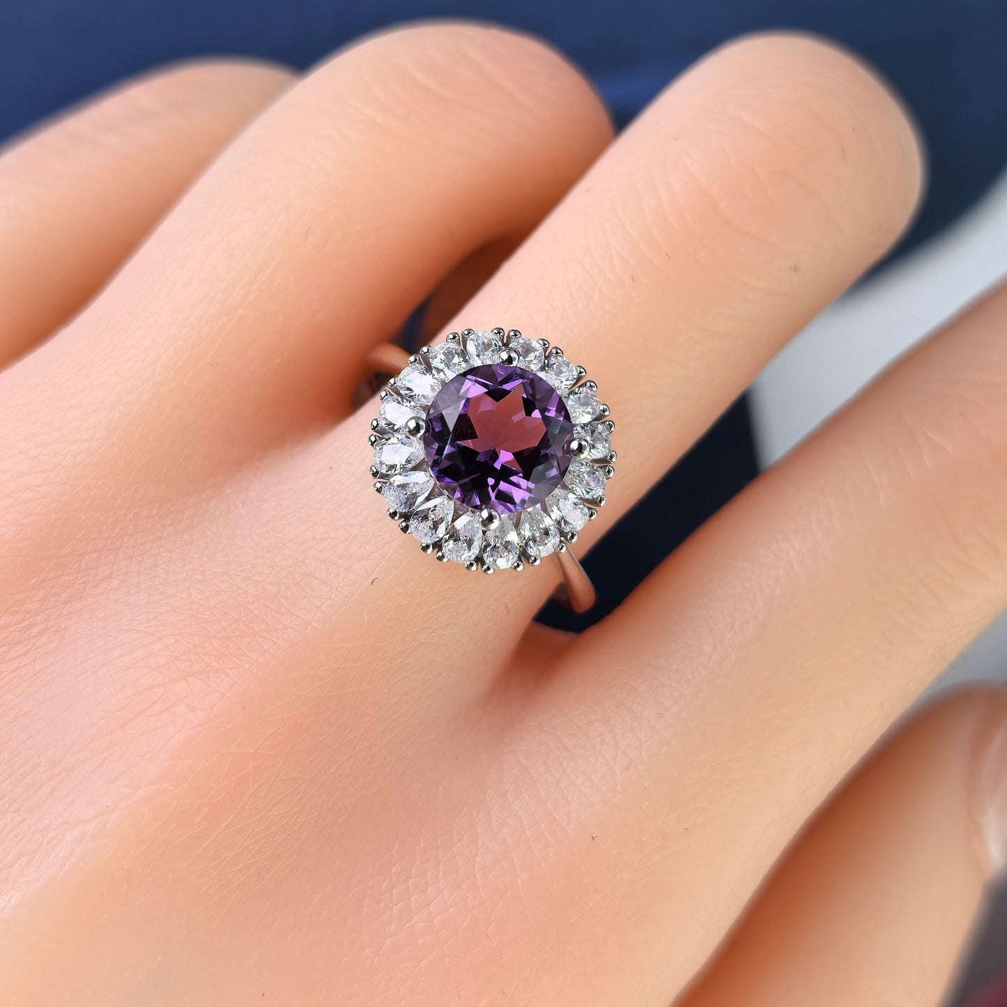 Sparkling Rhodium Plated 925 Silver Jewelry Natural Amethyst Flower Ring