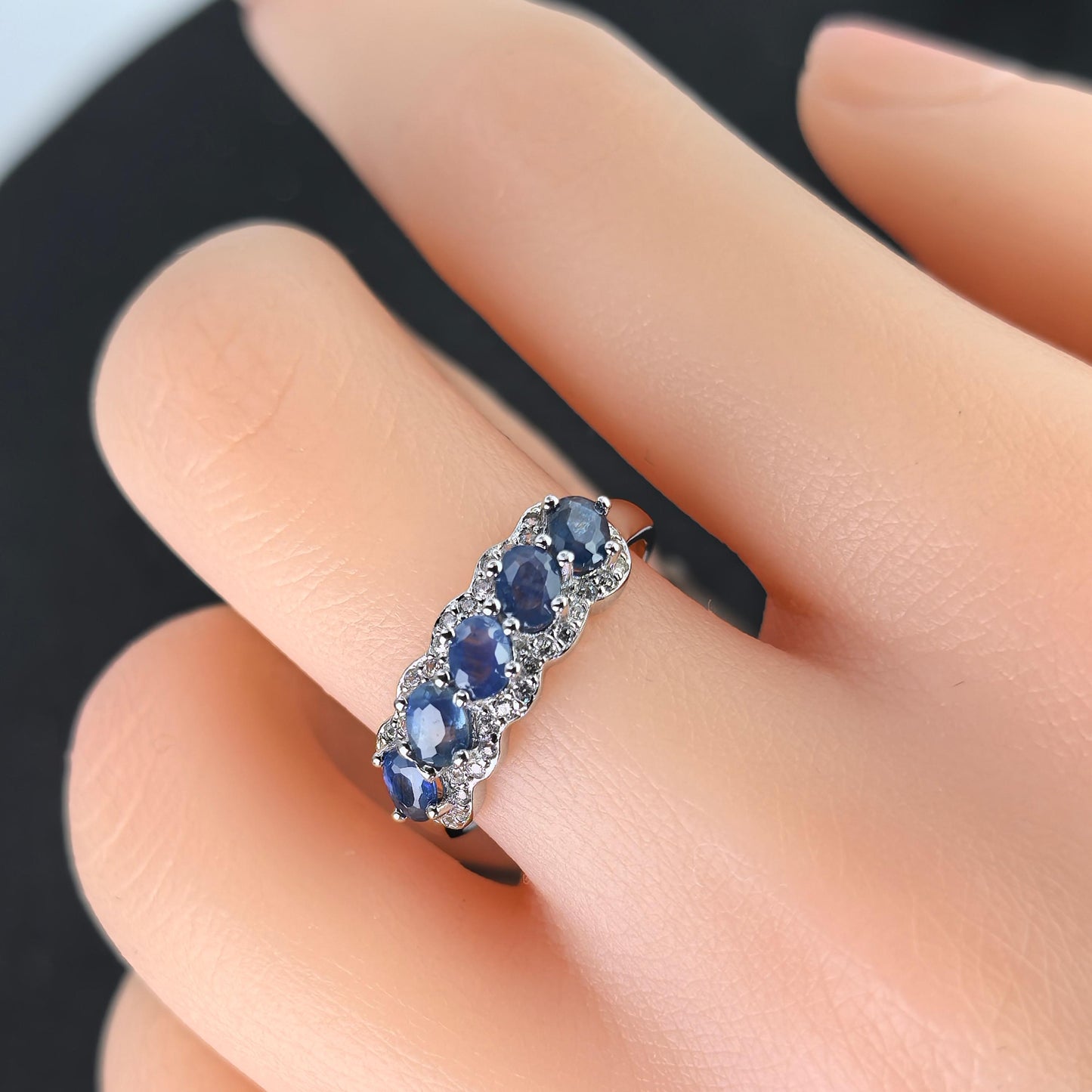 Charming Rhodium Plated 925 Silver Jewelry Natural Sapphire Ring