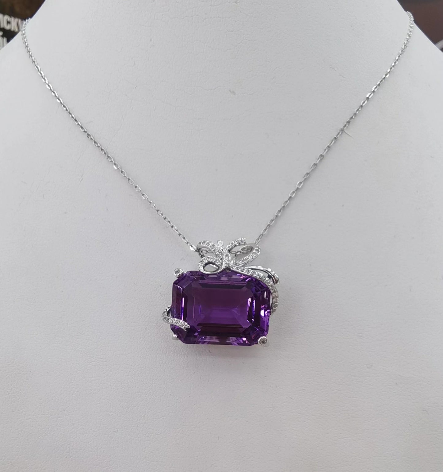 Precious Rhodium Plated 925 Silver Jewelry Natural Amethyst Bow Pendant