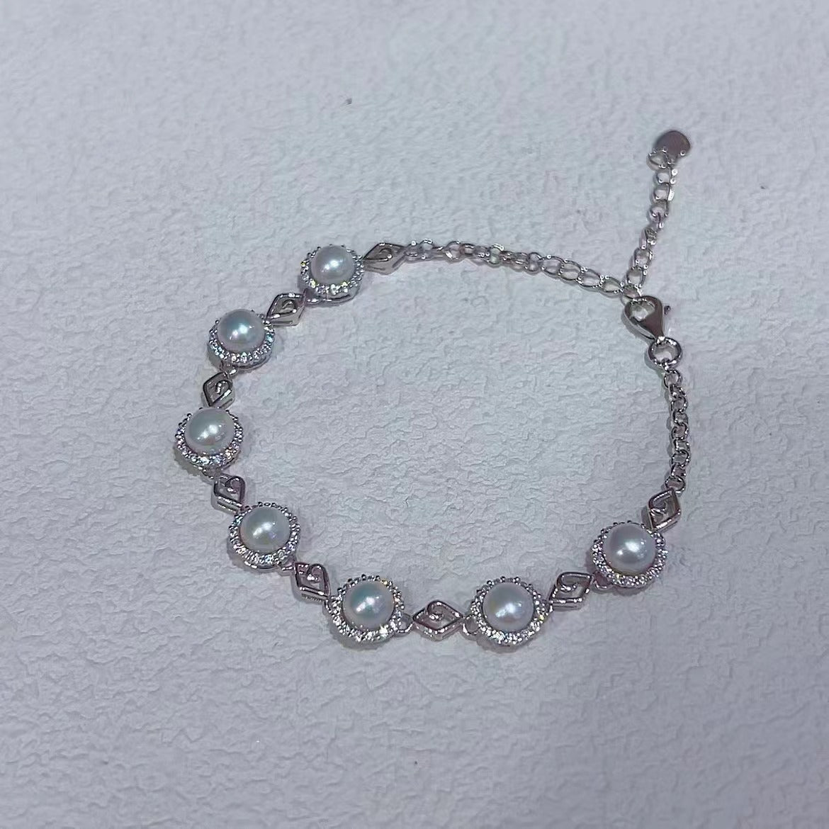 Precious Rhodium Plated 925 Sterling Silver Freshwater Pearl Bracelet