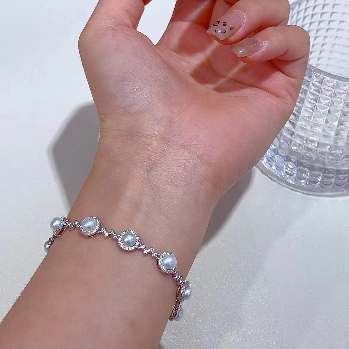 Women's Fashion Rhodium Plated Silver 925 Freshwater Pearl Bracelet