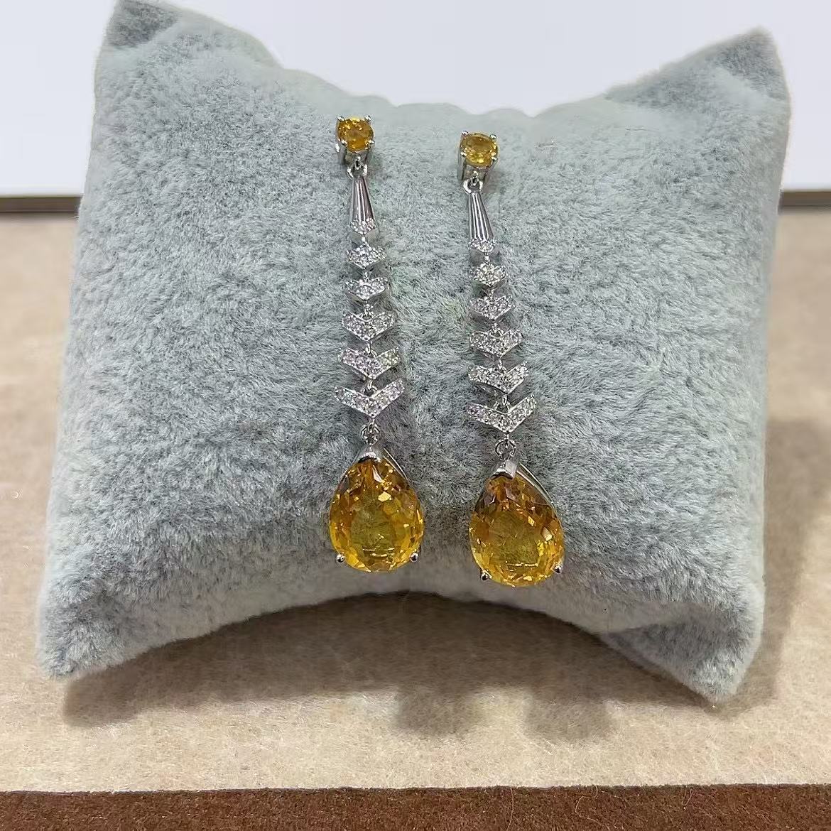 Exquisite Rhodium Plated 925 Sterling Silver Natural Citrine Crystal Dangling Drop Earrings