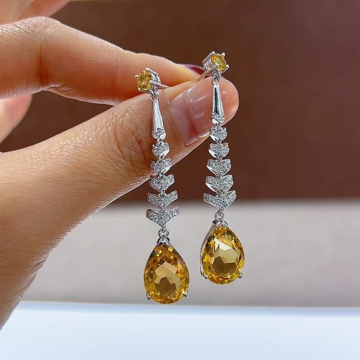 Exquisite Rhodium Plated 925 Sterling Silver Natural Citrine Crystal Dangling Drop Earrings
