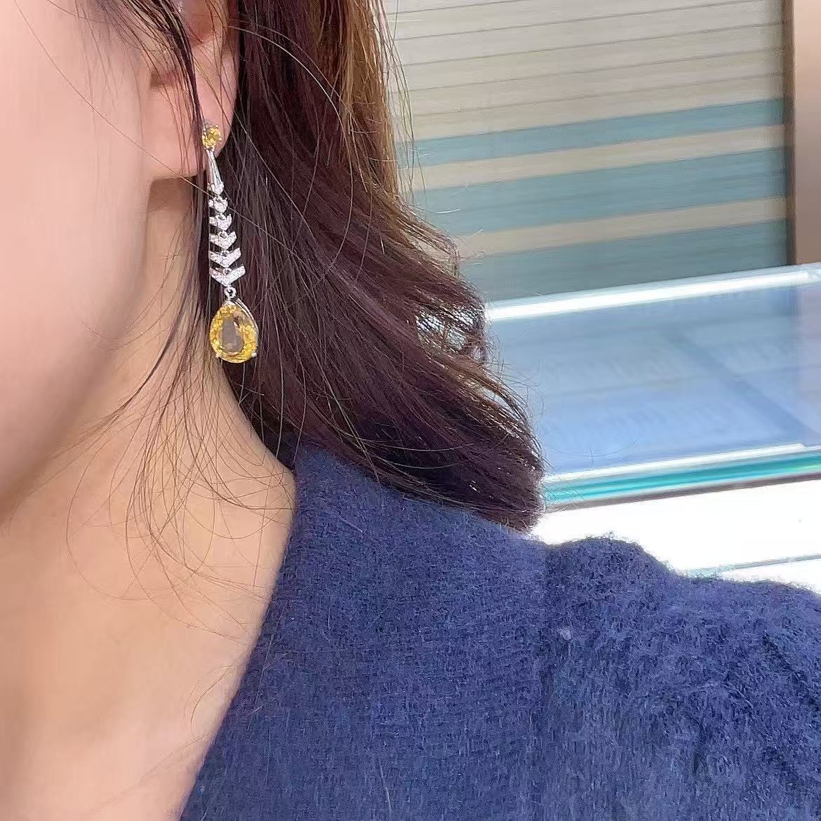 Exquisite Rhodium Plated 925 Sterling Silver Natural Citrine Crystal Dangling Drop Earrings