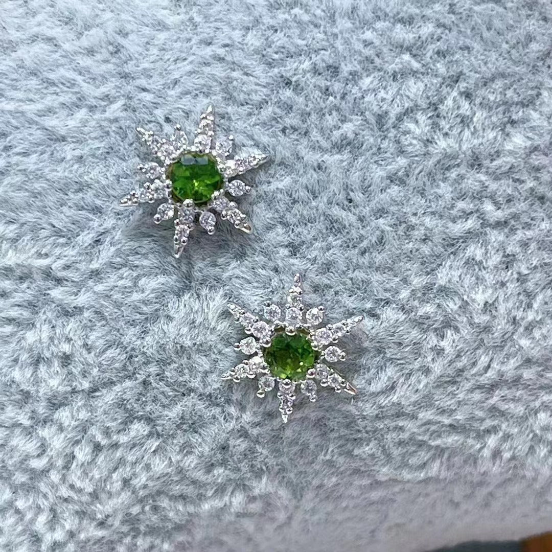 Elegant Green Natural Diopside Gemstone 925 Sterling Silver Stud Earrings