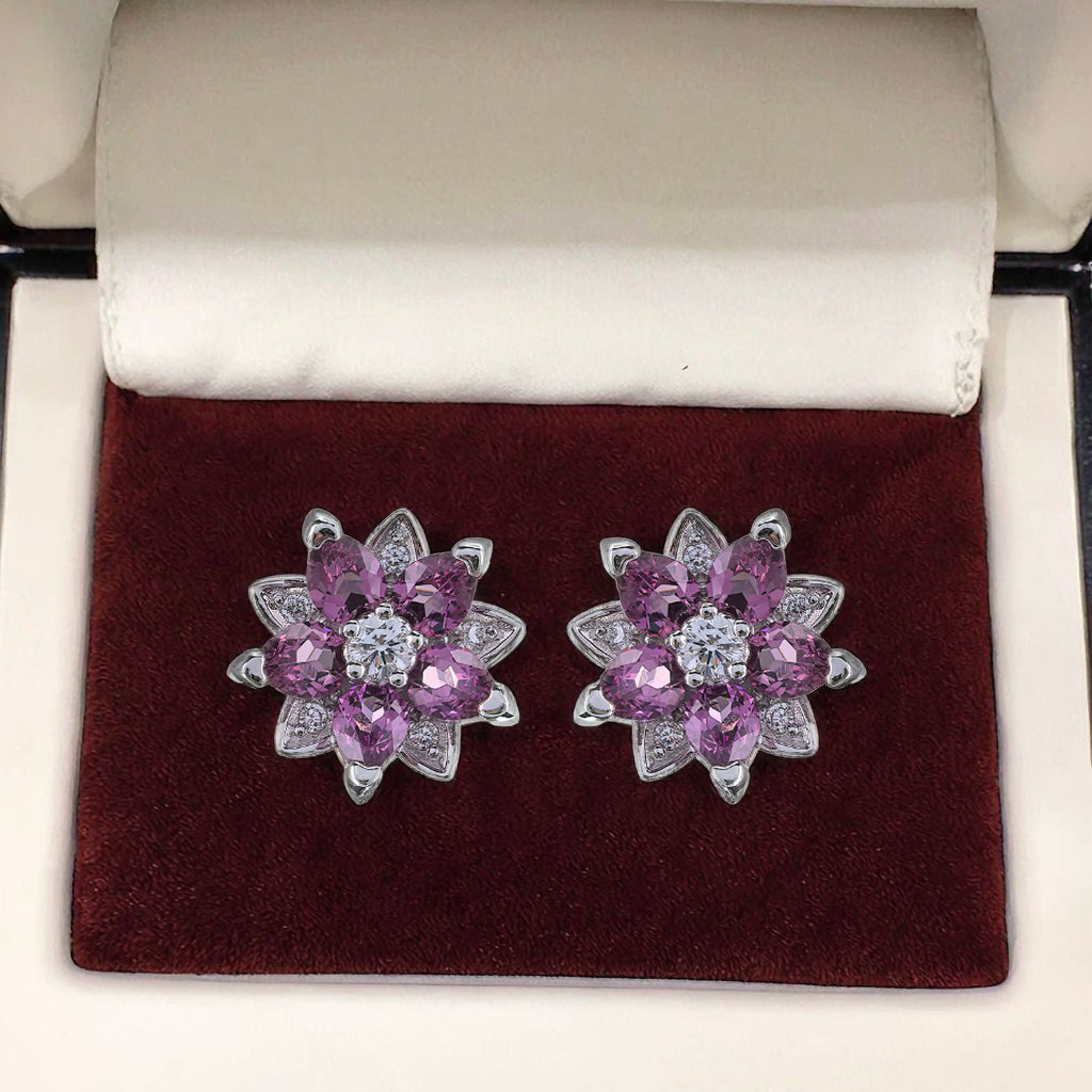 Trendy 925 Silver Pyrope Flower Stud Earrings Exquisite Rhodium Plated Pear Cut