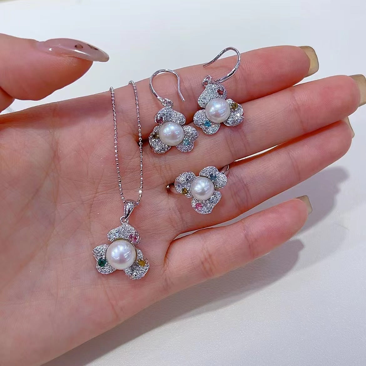 Elegant 925 Sterling Silver Freshwater Pearl Flower Jewelry Set Rhodium Plated