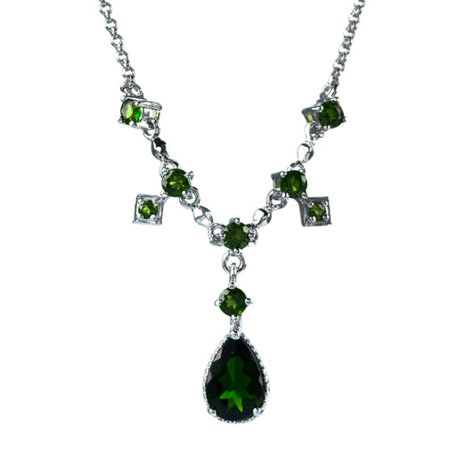 Dazzling Rhodium Plated 925 Silver Jewelry Natural Diopside Necklace