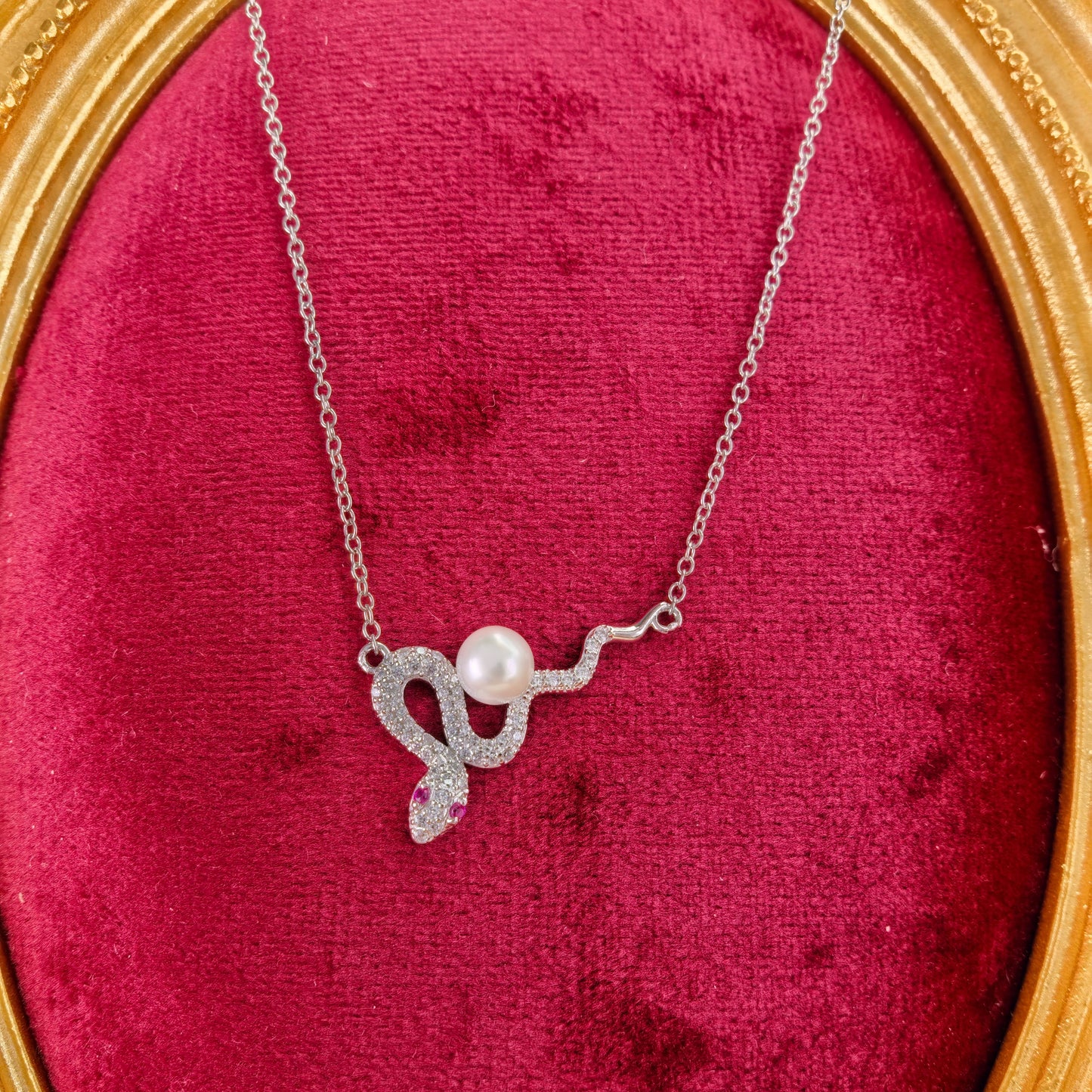 Gorgeous Rhodium Plated 925 Sterling Silver Freshwater Pearl Snake Necklace