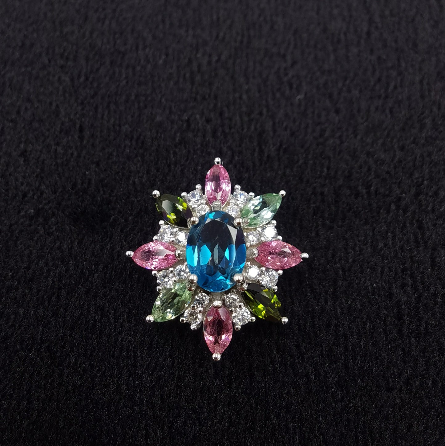 Elegant Rhodium Plated Silver 925 Natural London Blue Topaz Flower Pendant