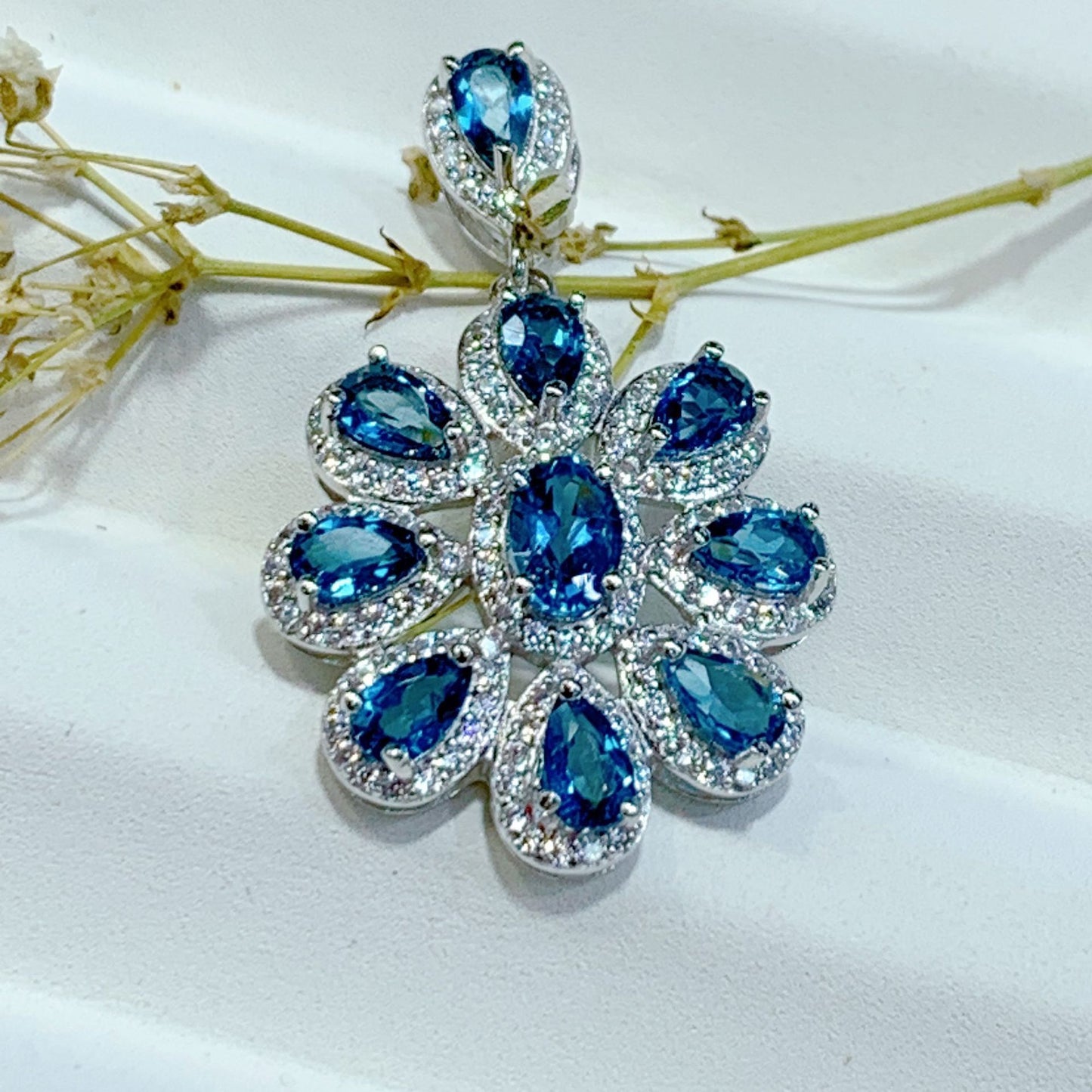 Sparkling Rhodium Plated 925 Sterling Silver Natural London Blue Topaz Pendant