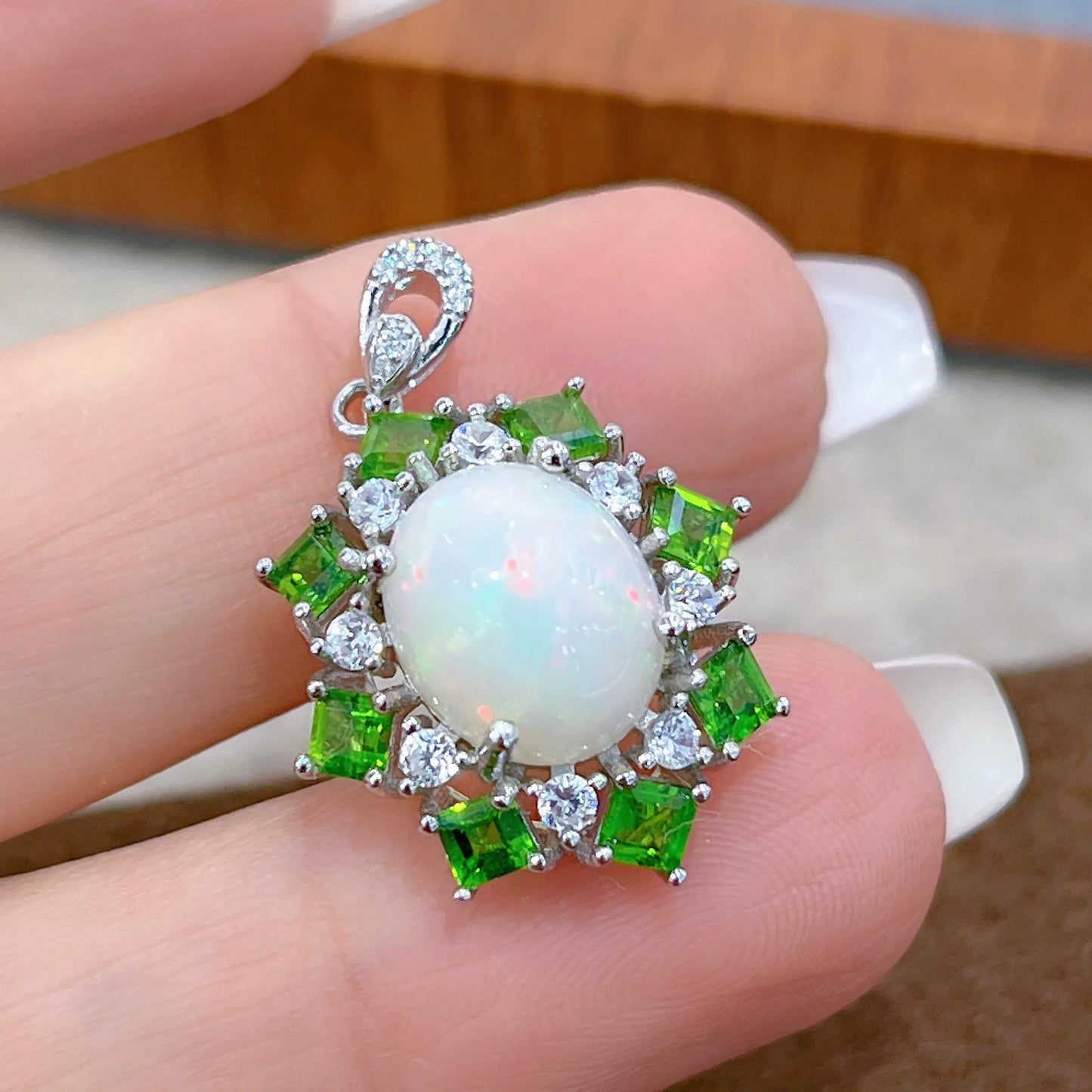 Exquisite Rhodium Plated Silver 925 Natural Opal Flower Pendant