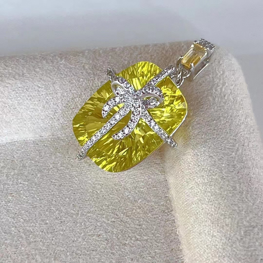 Elegant Featuring Natural Yellow Stone Premium Chain Lemon Quartz Pendant