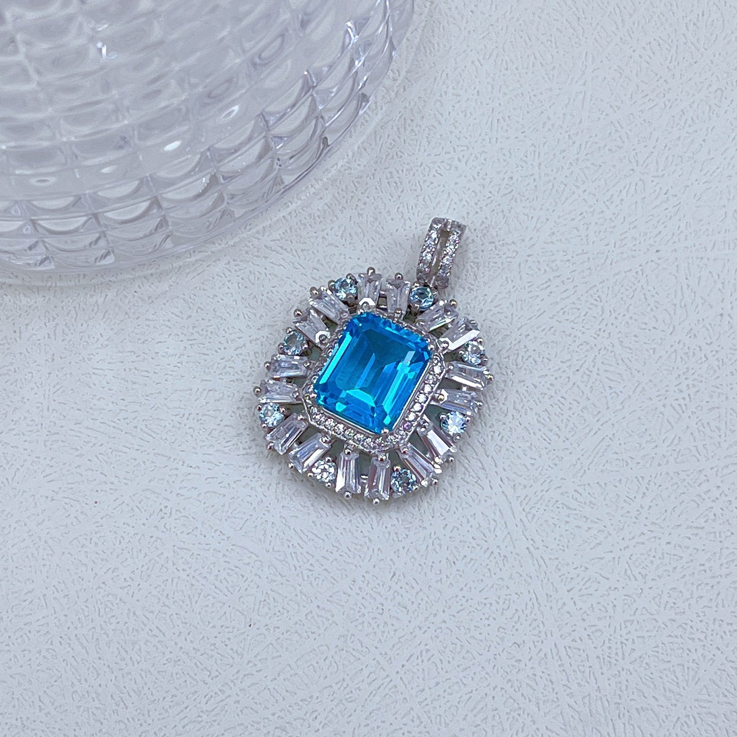 925 Sterling Silver Natural Emerald Cut Swiss Blue Topaz Pendant Unique Rhodium Plated