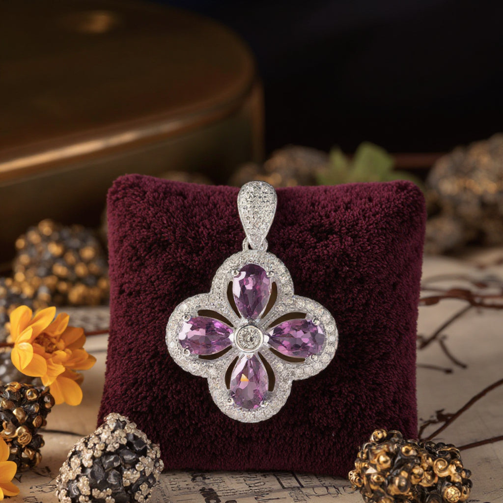 Charming 925 Silver Natural Pyrope Clover Pendant Rhodium Plated