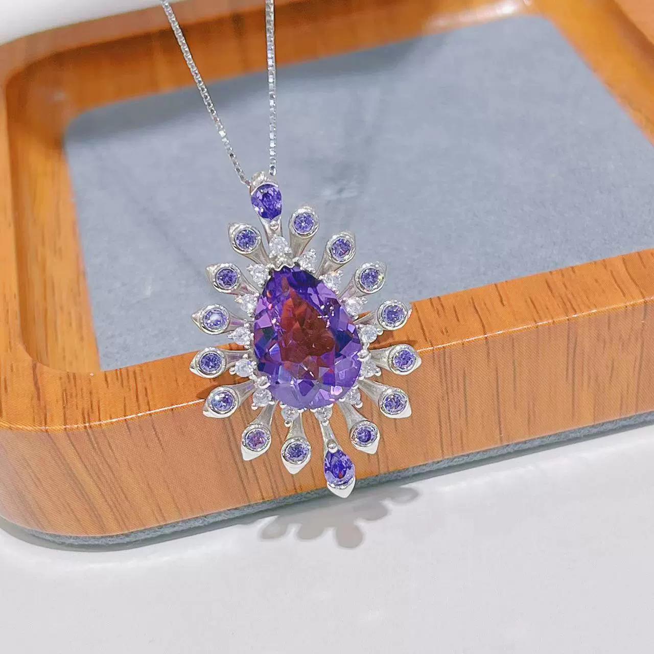 Sparkling Rhodium Plated 925 Silver Jewelry Natural Amethyst Pendant