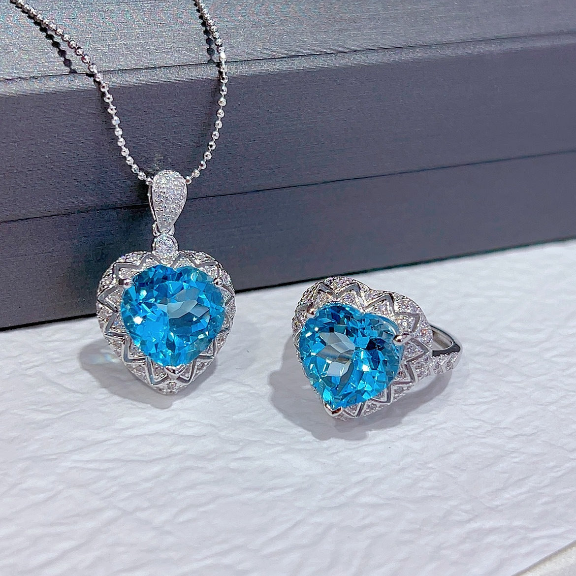 Romantic Rhodium Plated 925 Silver Natural Sky Blue Topaz Heart Cut Set