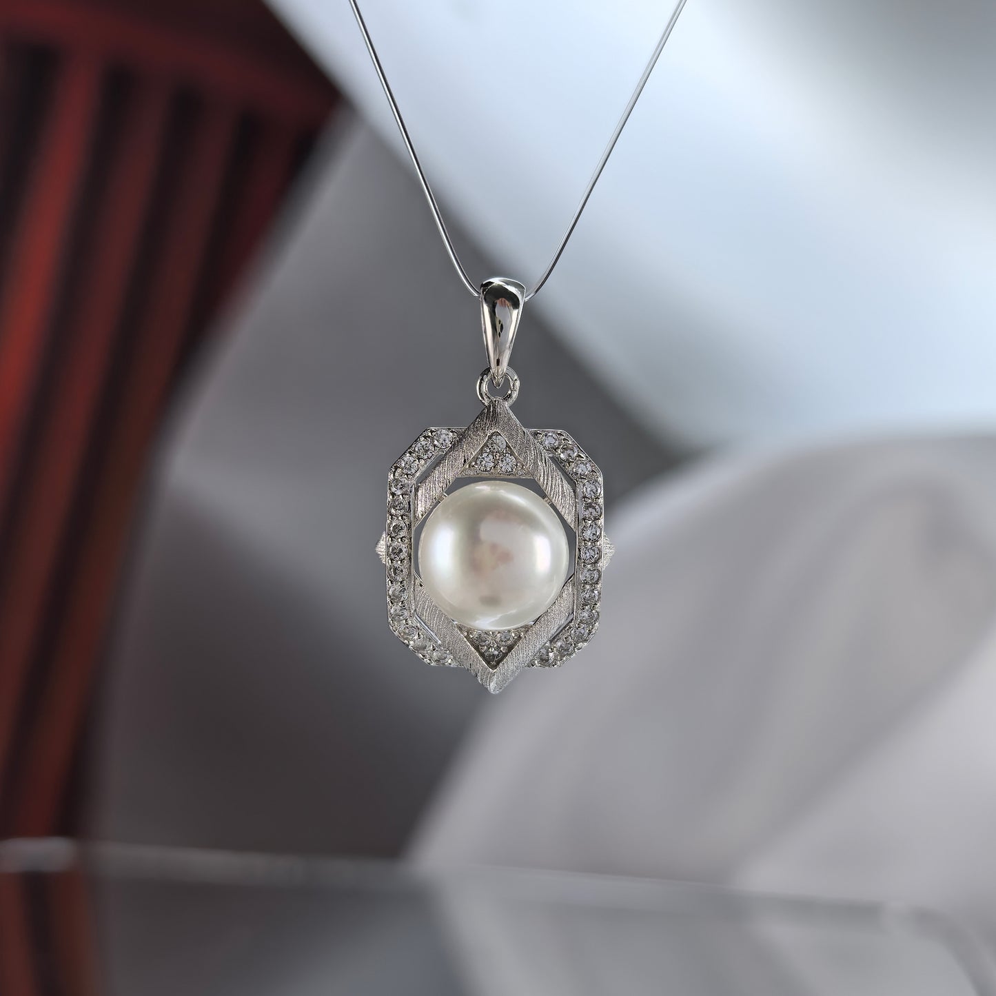 Charming Freshwater Pearl Pendant for Women 925 Silver Rhodium Plated
