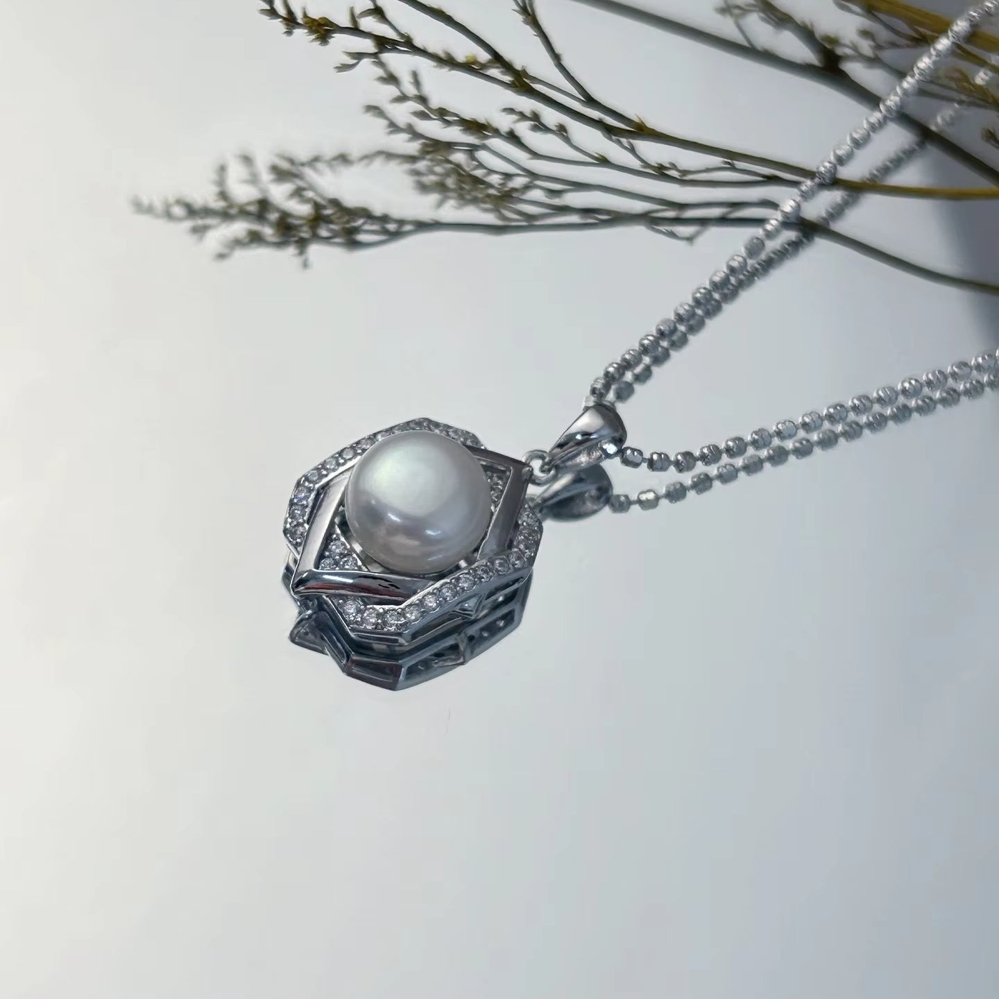 Charming Freshwater Pearl Pendant for Women 925 Silver Rhodium Plated