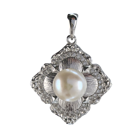 Women's Exquisite Rhodium Plated Silver 925 Freshwater Pearl Clover Pendant Fashion Pendants & Charms
