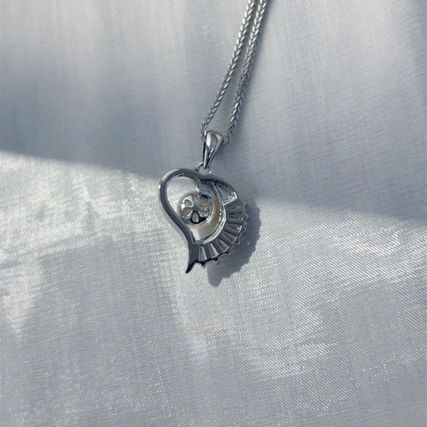 925 Sterling Silver Freshwater Pearl Heart Pendant Unique Rhodium Plated