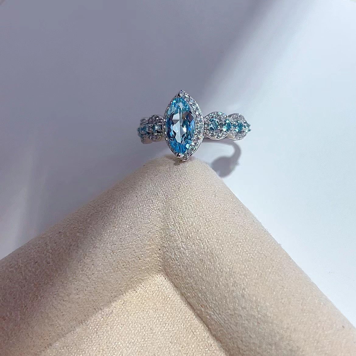 Hot Sale Exquisite 925 Sterling Silver Natural Sky Blue Topaz Ring