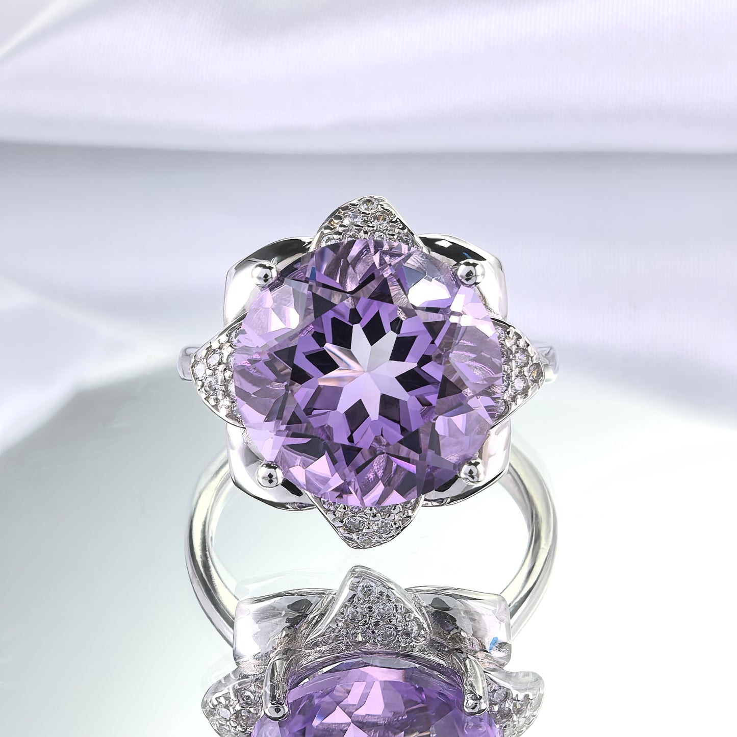 Gorgeous Rhodium Plated Silver 925 Natural Amethyst Flower Ring