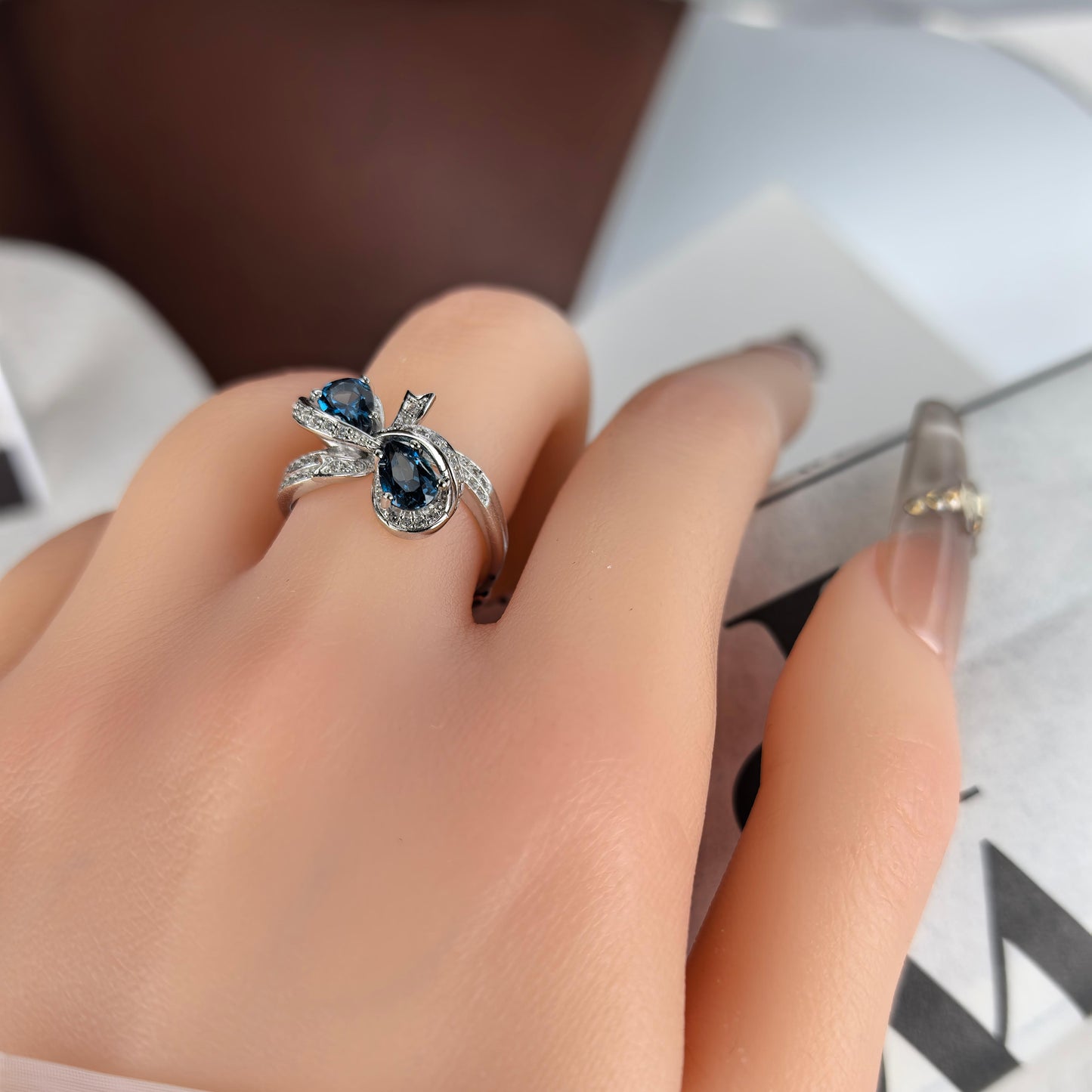 Sophisticated 925 Sterling Silver Natural London Blue Topaz Ring