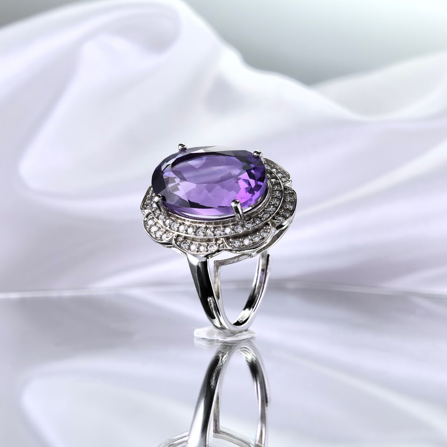 Noble 925 Sterling Silver Ring Rhodium Plated Oval Cut Natural Amethyst Ring