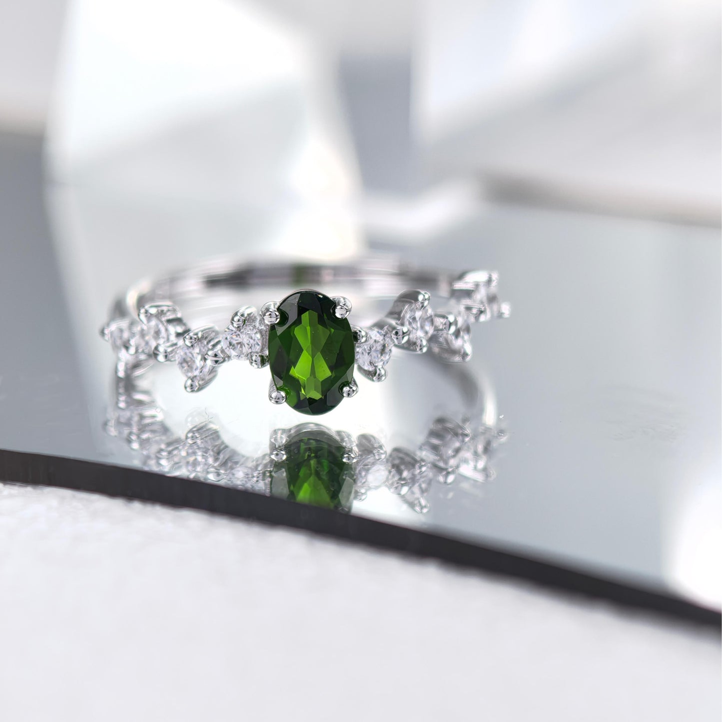 925 Silver Rhodium Plated Jewelry Exquisite Natural Diopside Gemstone Ring