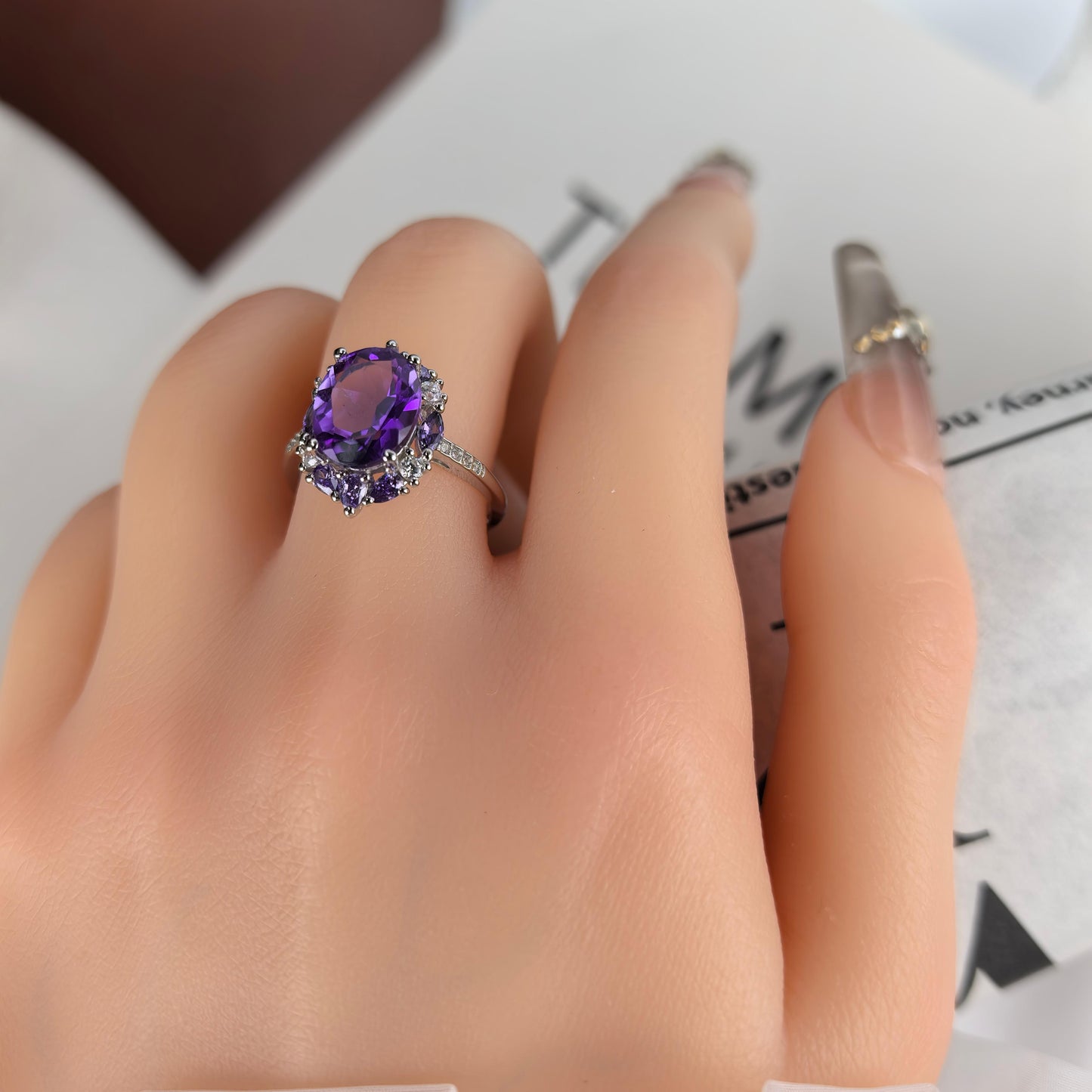Elegant Rhodium Plated Silver 925 Oval Cut Natural Amethyst Gemstone Ring