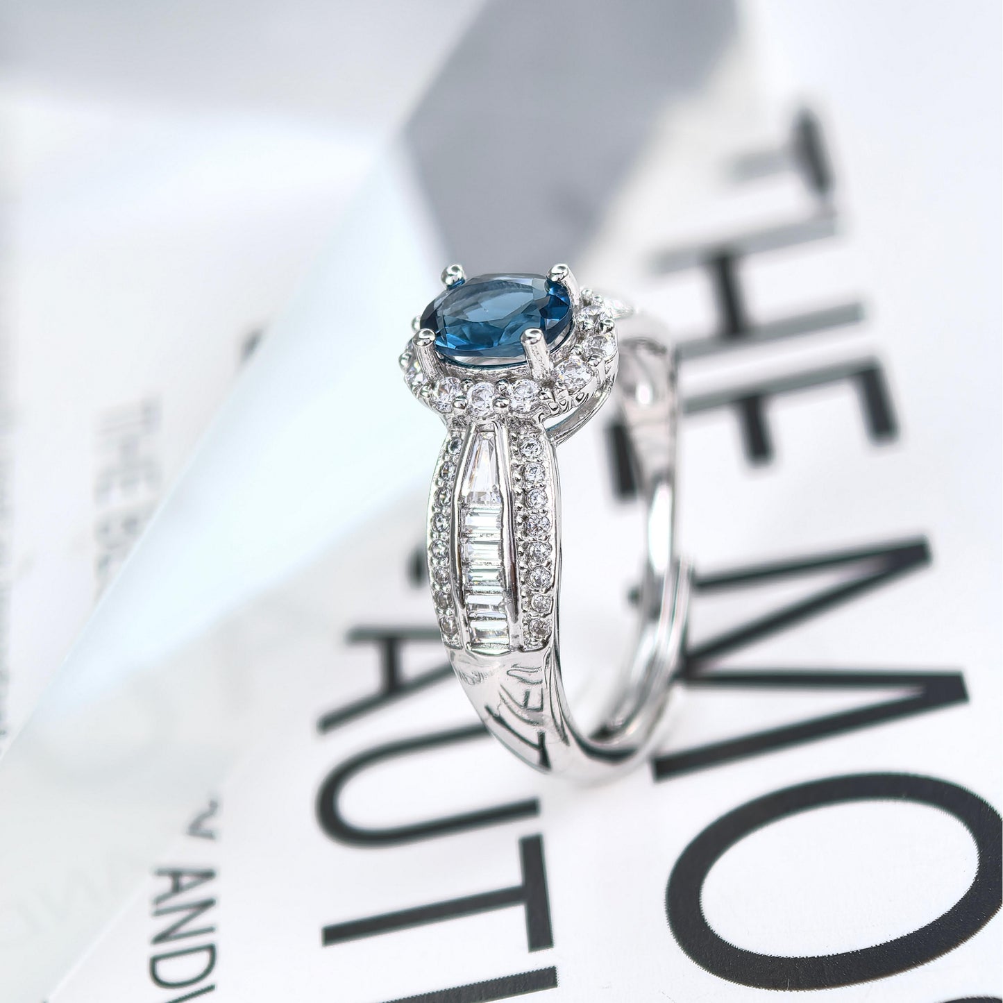 Sparkling Stone Minimalist 925 Sterling Silver London Blue Topaz Ring