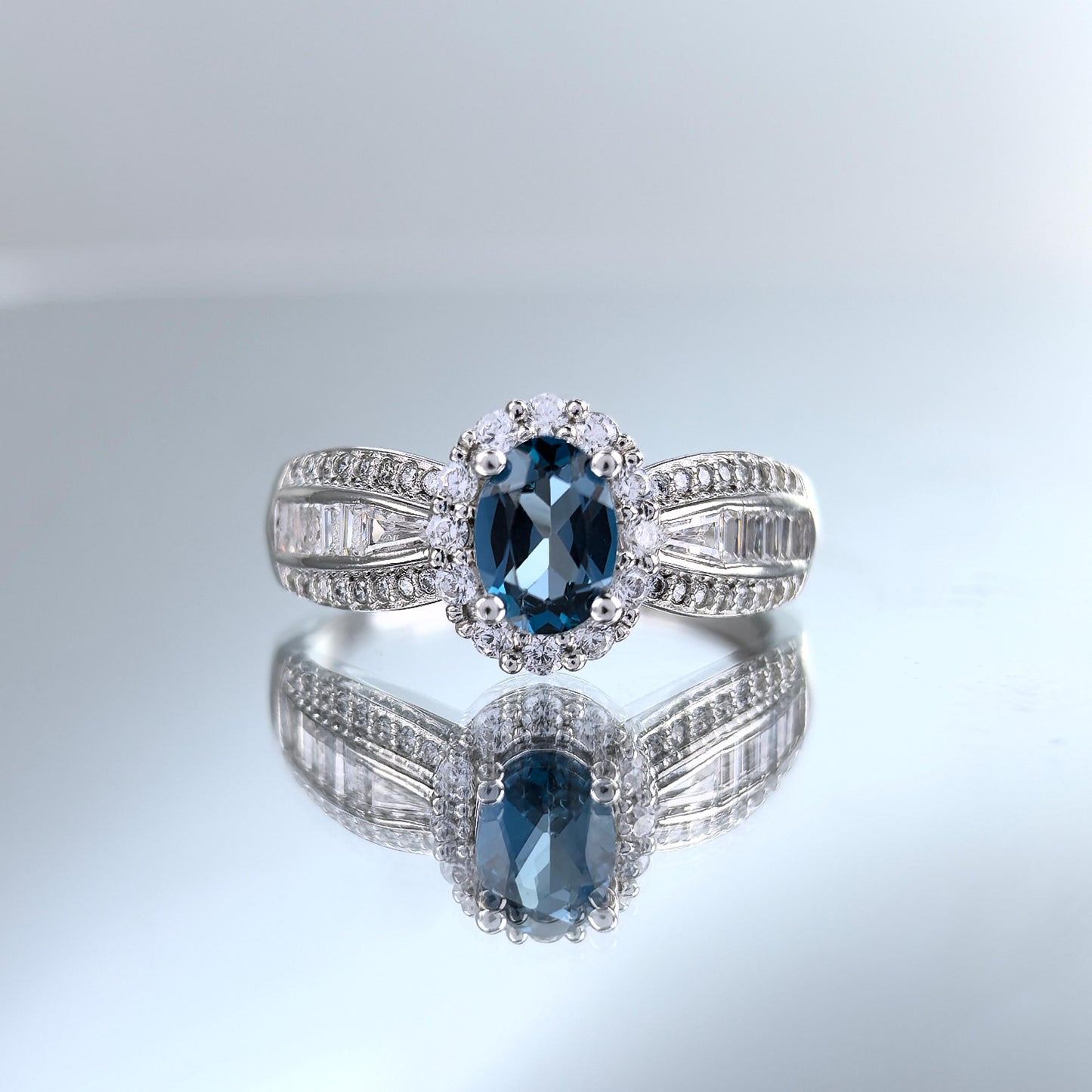 Sparkling Stone Minimalist 925 Sterling Silver London Blue Topaz Ring