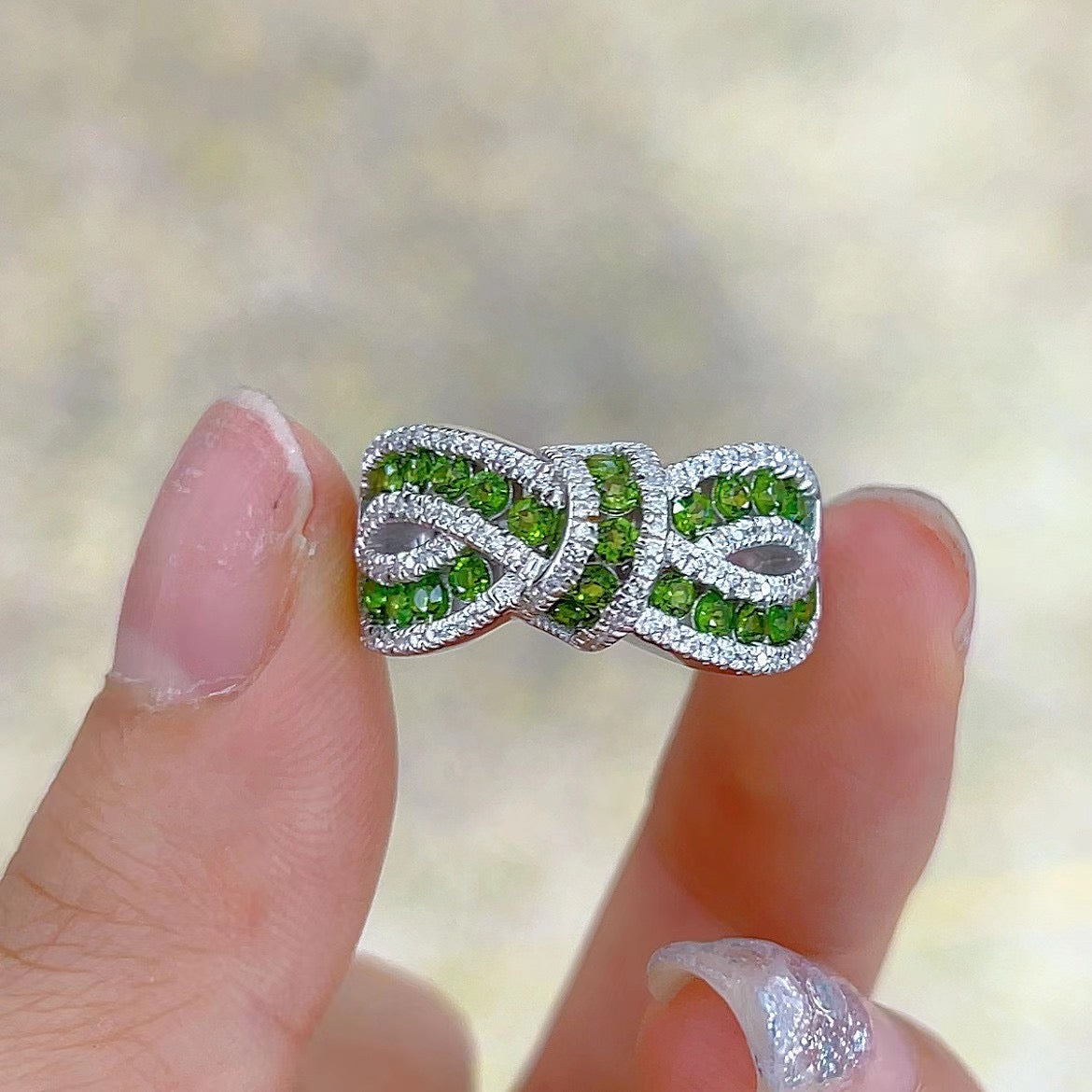Adjustable Elegant Design 925 Sterling Silver Natural Diopside Ring