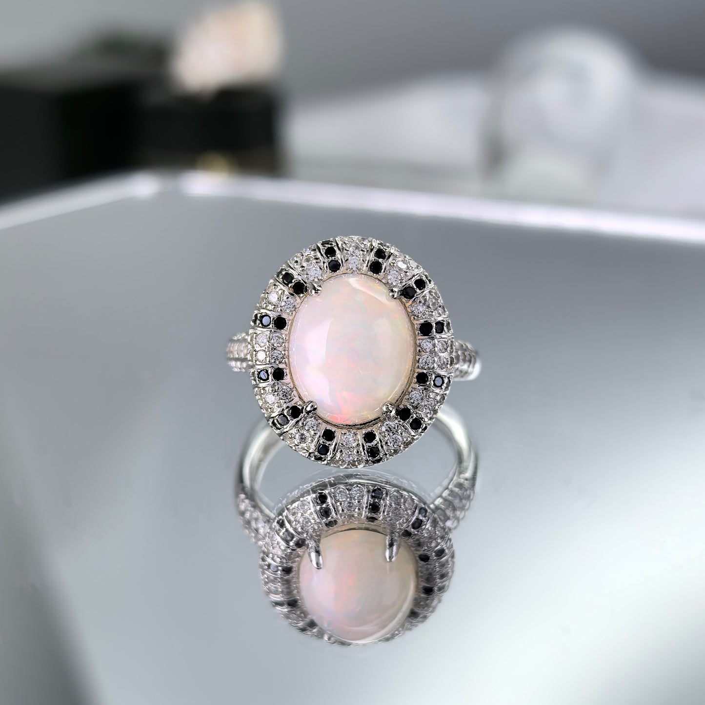 Noble Vintage Rhodium & Silver 925 Jewelry Natural Opal Ring