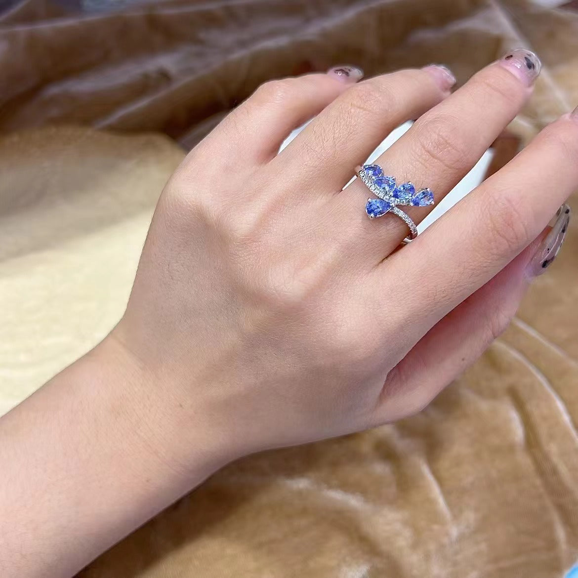 Elegant Rhodium Plated Silver 925 Natural Tanzanite Ring