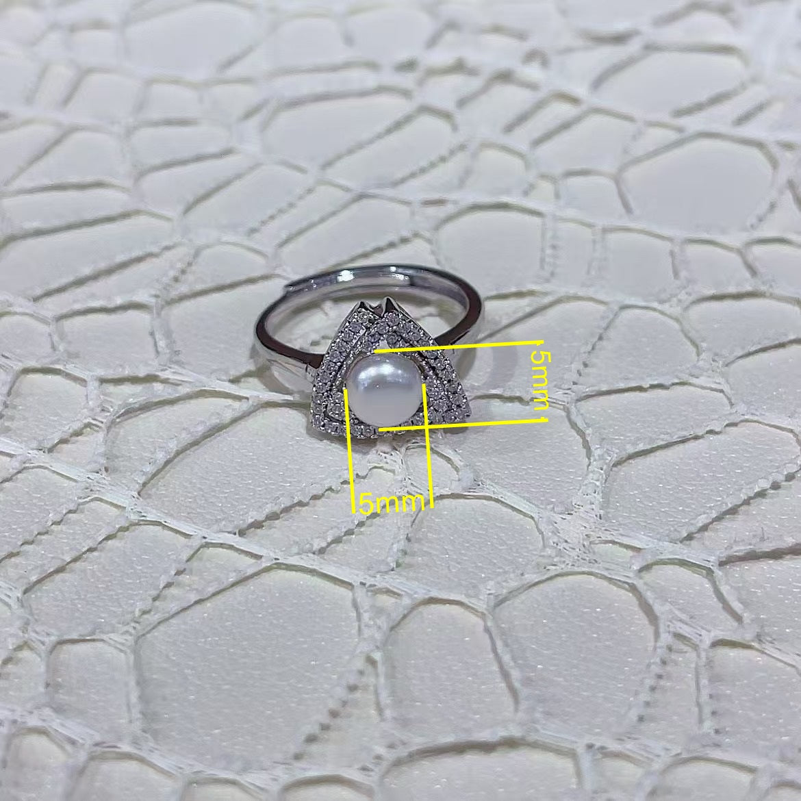 Rhodium Plated 925 Sterling Silver Freshwater Pearl Triangle Ring