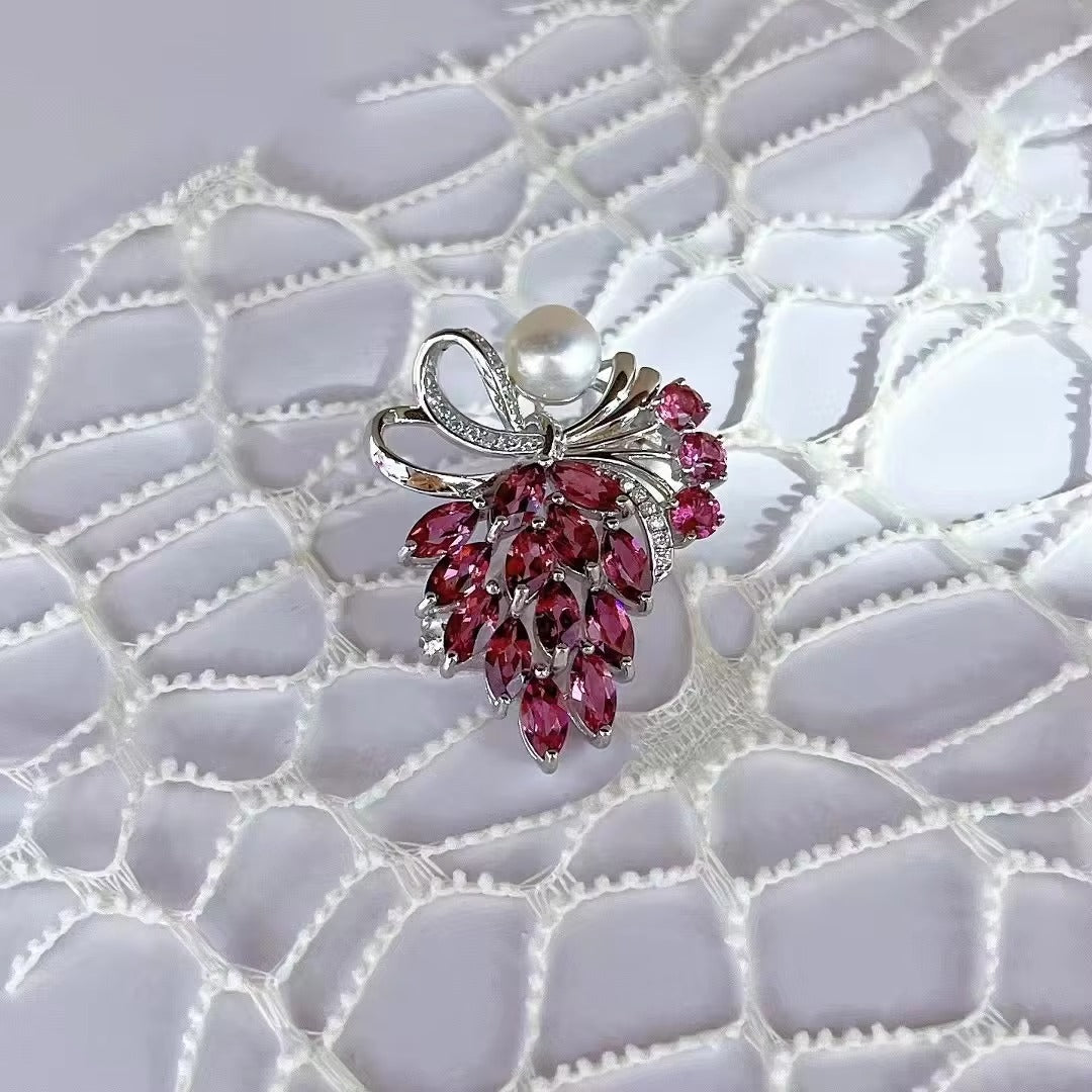 Graceful 925 Silver Jewelry Rhodium Plated Natural Pyrope Bow Brooch