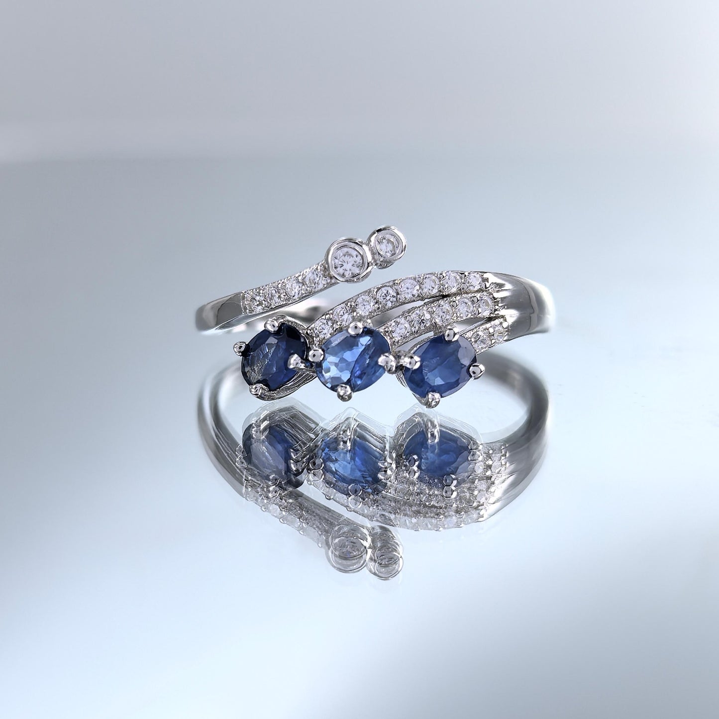 Elegant Rhodium Plated 925 Sterling Silver Natural Sapphire Ring