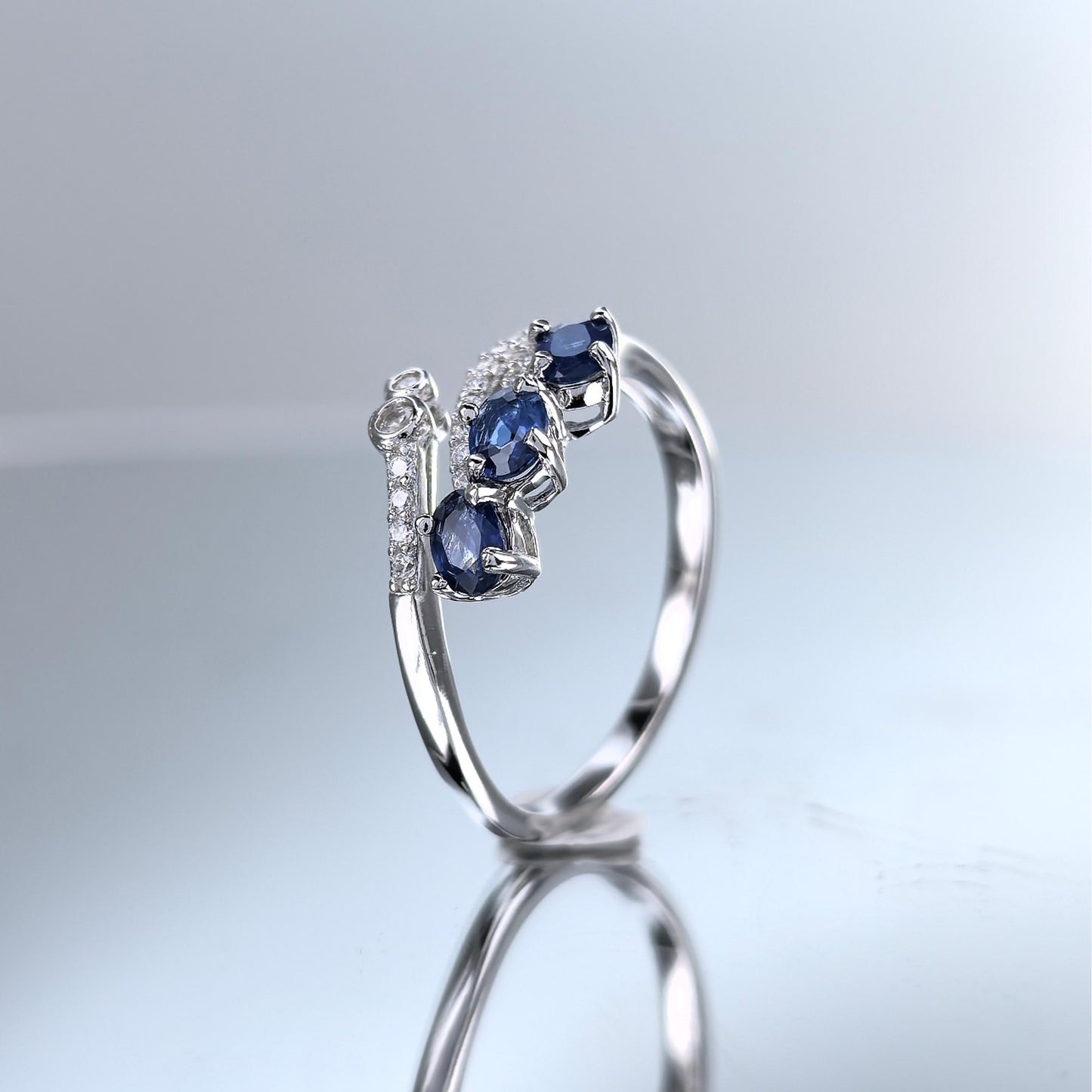 Elegant Rhodium Plated 925 Sterling Silver Natural Sapphire Ring