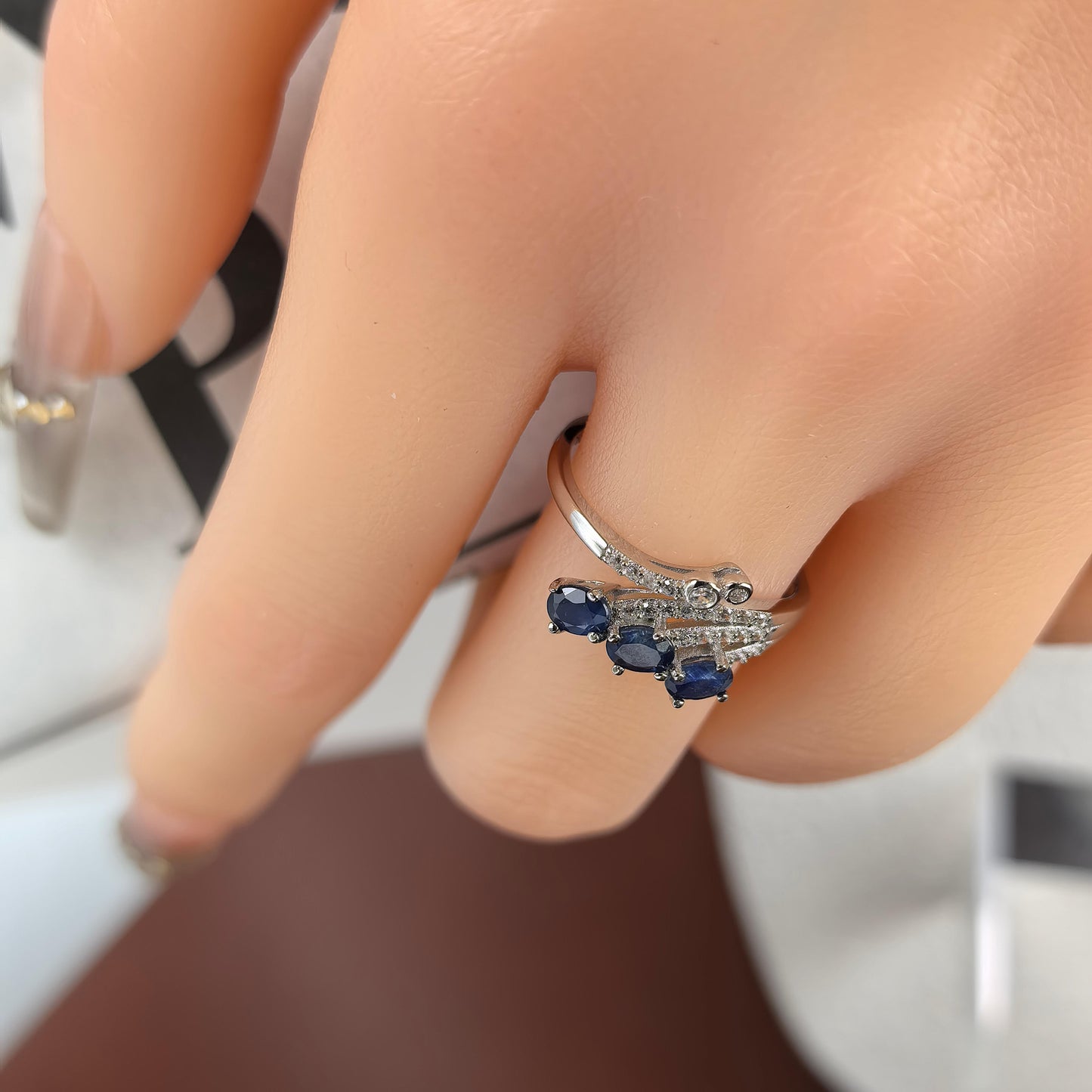 Elegant Rhodium Plated 925 Sterling Silver Natural Sapphire Ring