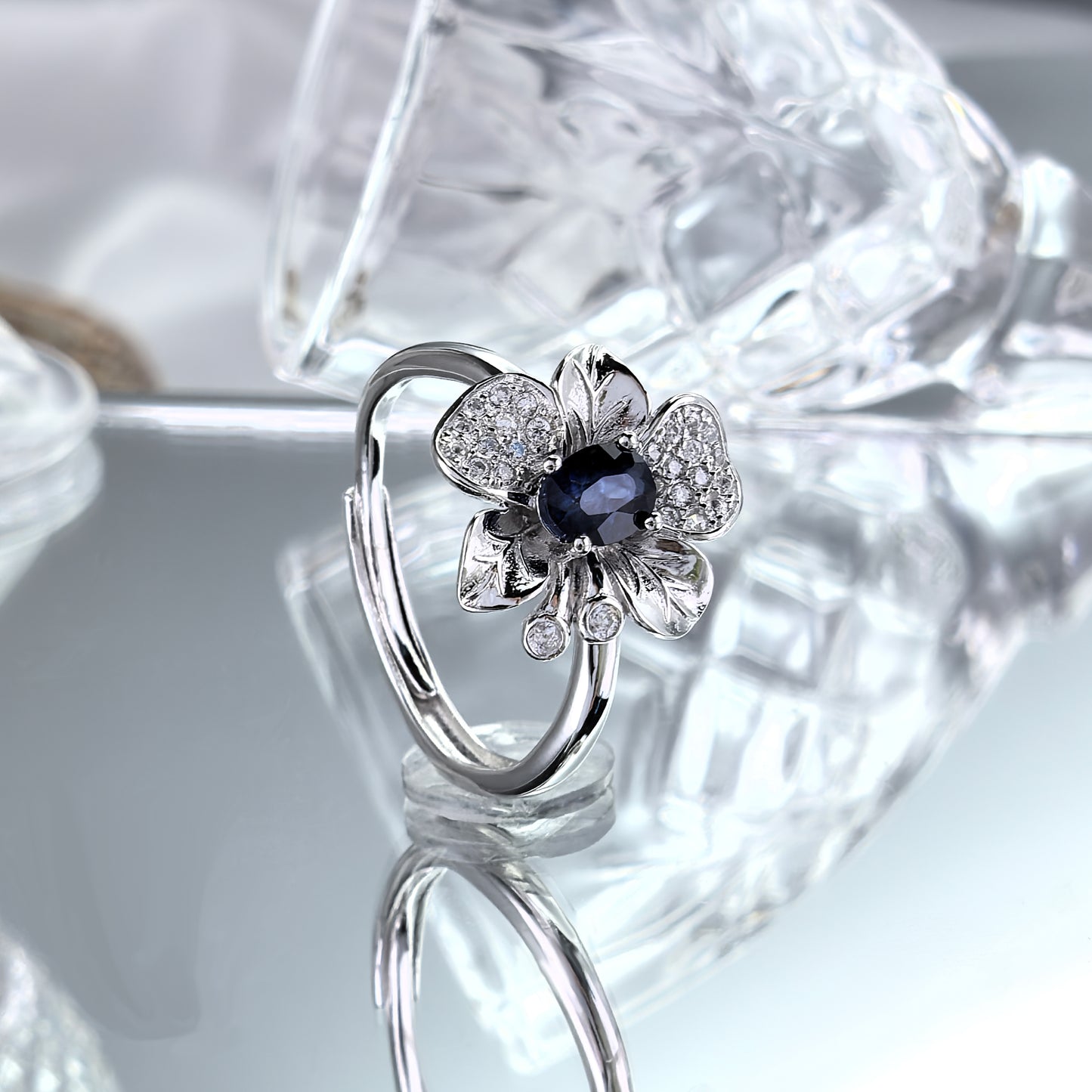 925 Silver Jewelry Ring Elegant Rhodium Plated with Natural Sapphire