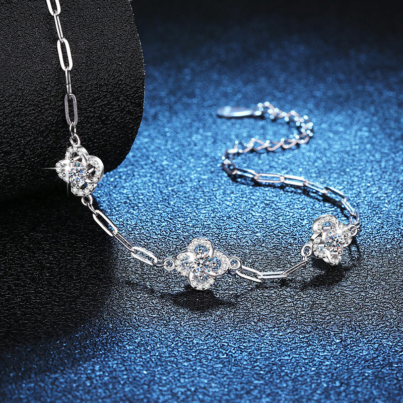 S925 Sterling Silver Bracelet Luxury 0.6ct Moissanite Diamond Bracelet with Four Leaf Clover Women's Wedding Jewelry for Parties