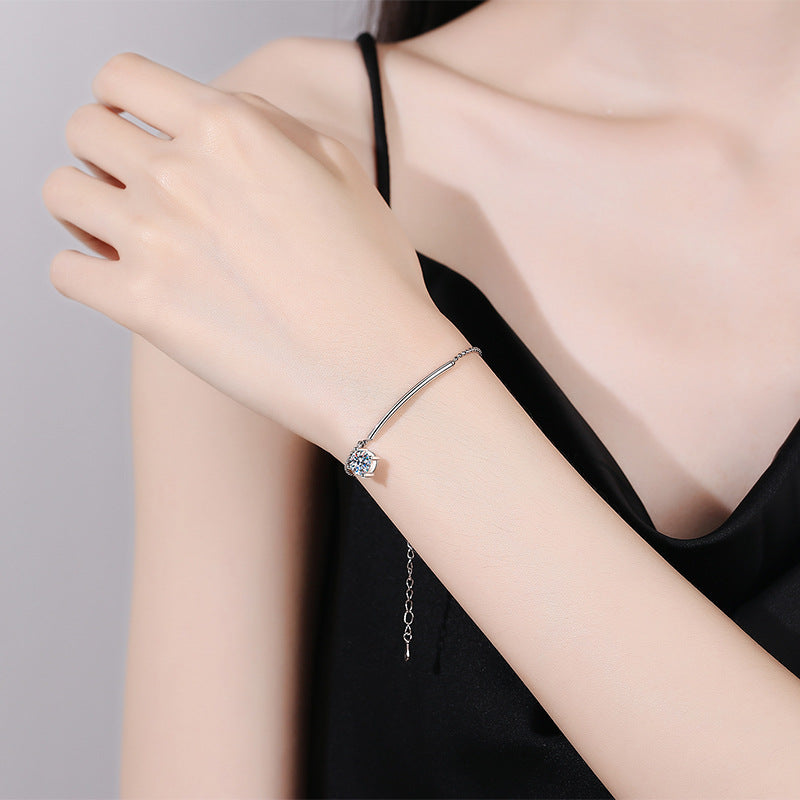 S925 Sterling Silver Moissanite Bracelet Half Moon Curved 1 Carat