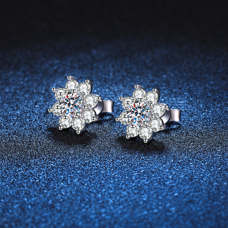 Sunflower Sterling Silver D Color Round Cut Moissanite Earrings 0.3ct/0.5ct