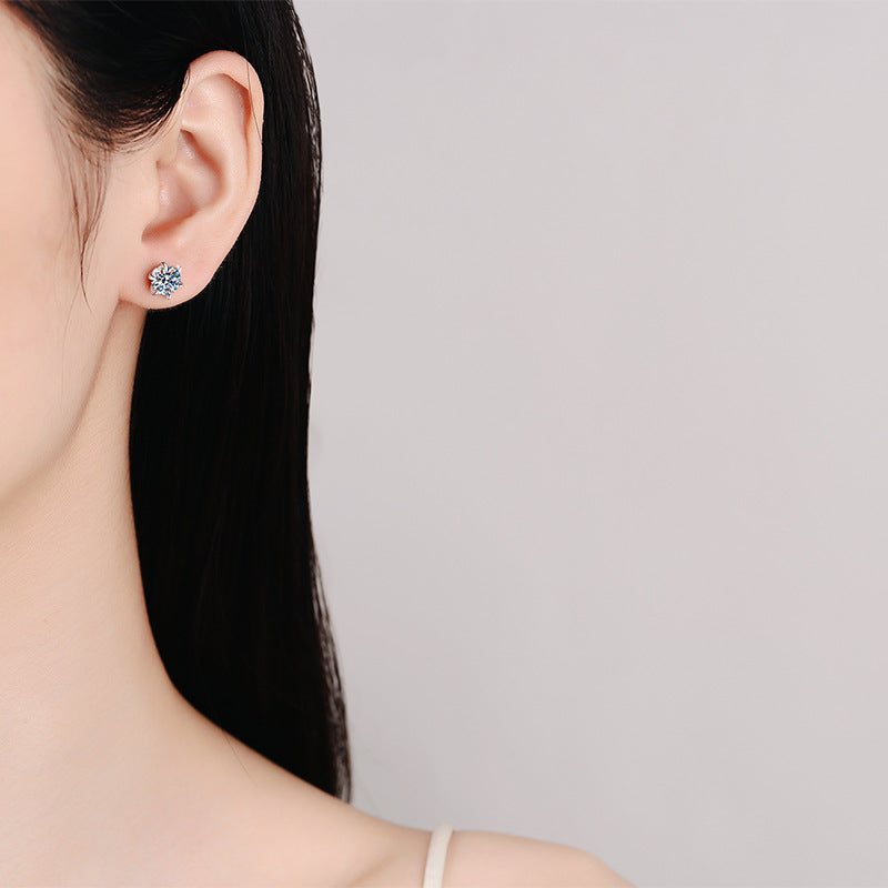 New Arrival DEF 925 Sterling Silver Round Cut Moissanite Stud Earrings