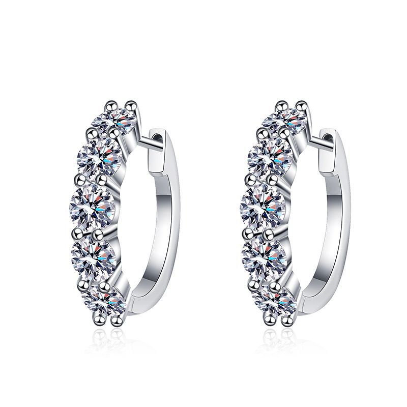 Elegant S925 Sterling Silver DEF Round Cut Moissanite Earrings 1.5ct