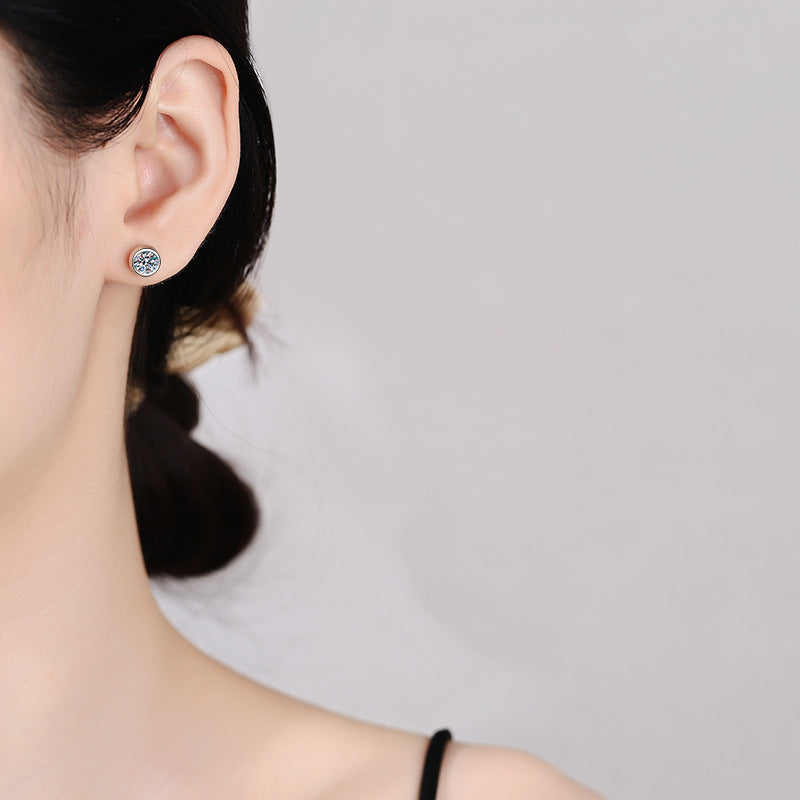 Wholesale Silver 925 Round Bezel Stud Earrings VVS Round Cut Moissanite Earrings Fine Jewelry Earrings 0.5ct/1ct