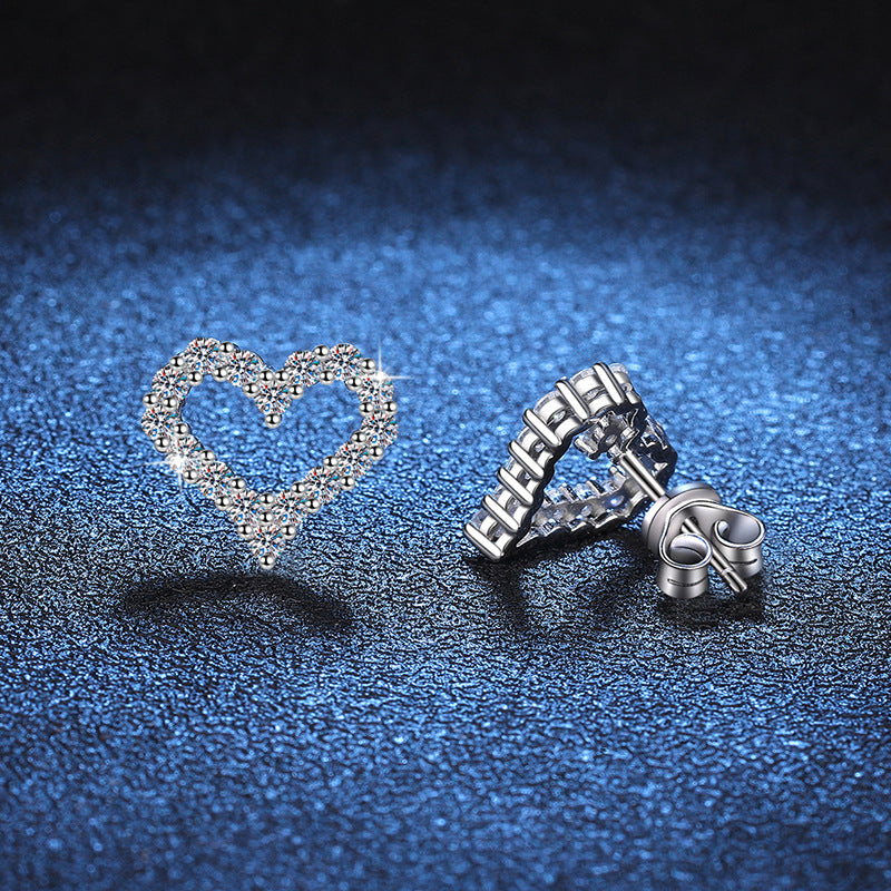 Heart Design 925 Sterling Silver Round Cut Moissanite Stud Earrings 0.48ct/0.96ct
