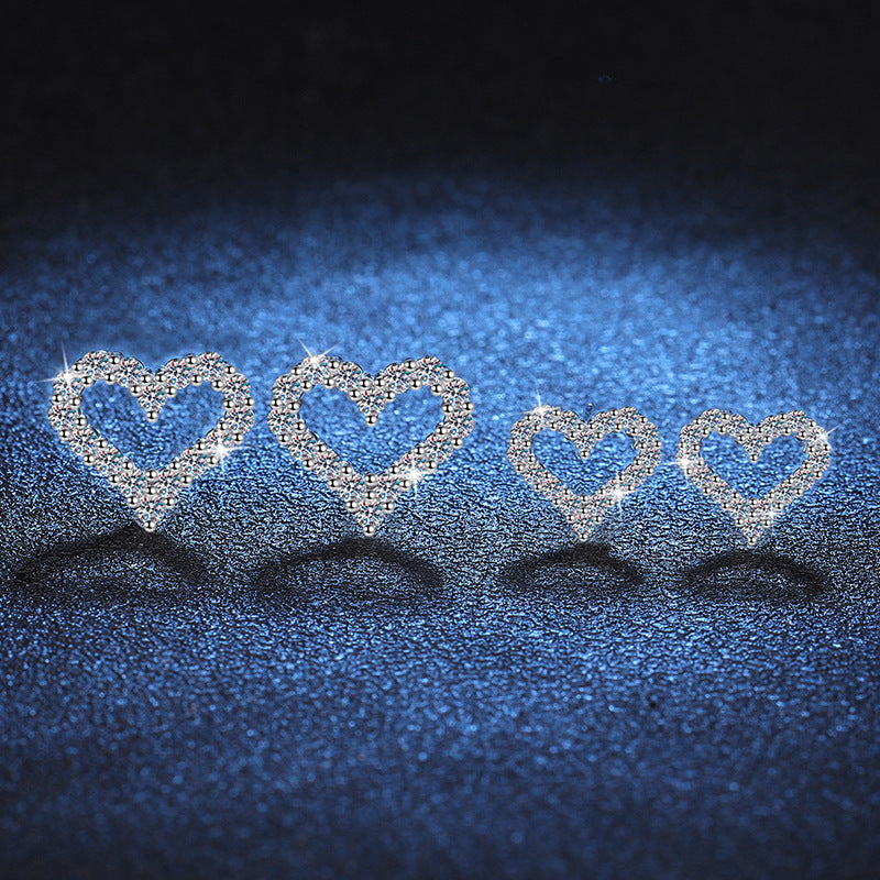 Heart Design 925 Sterling Silver Round Cut Moissanite Stud Earrings 0.48ct/0.96ct